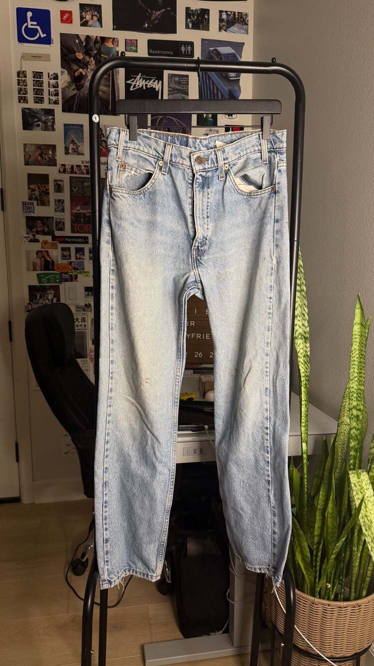 Vintage Levi's 505 Regular Fit Straight Leg Light Wash Jeans Size 33x30